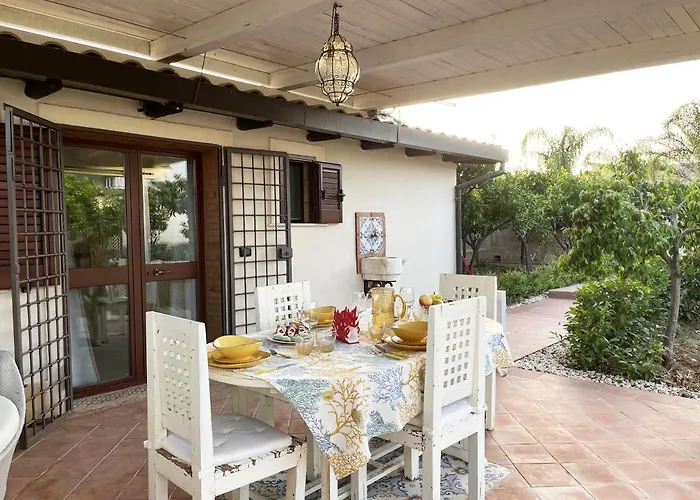 Xenia - Con Piscina Privata Apartmanhotel 4*